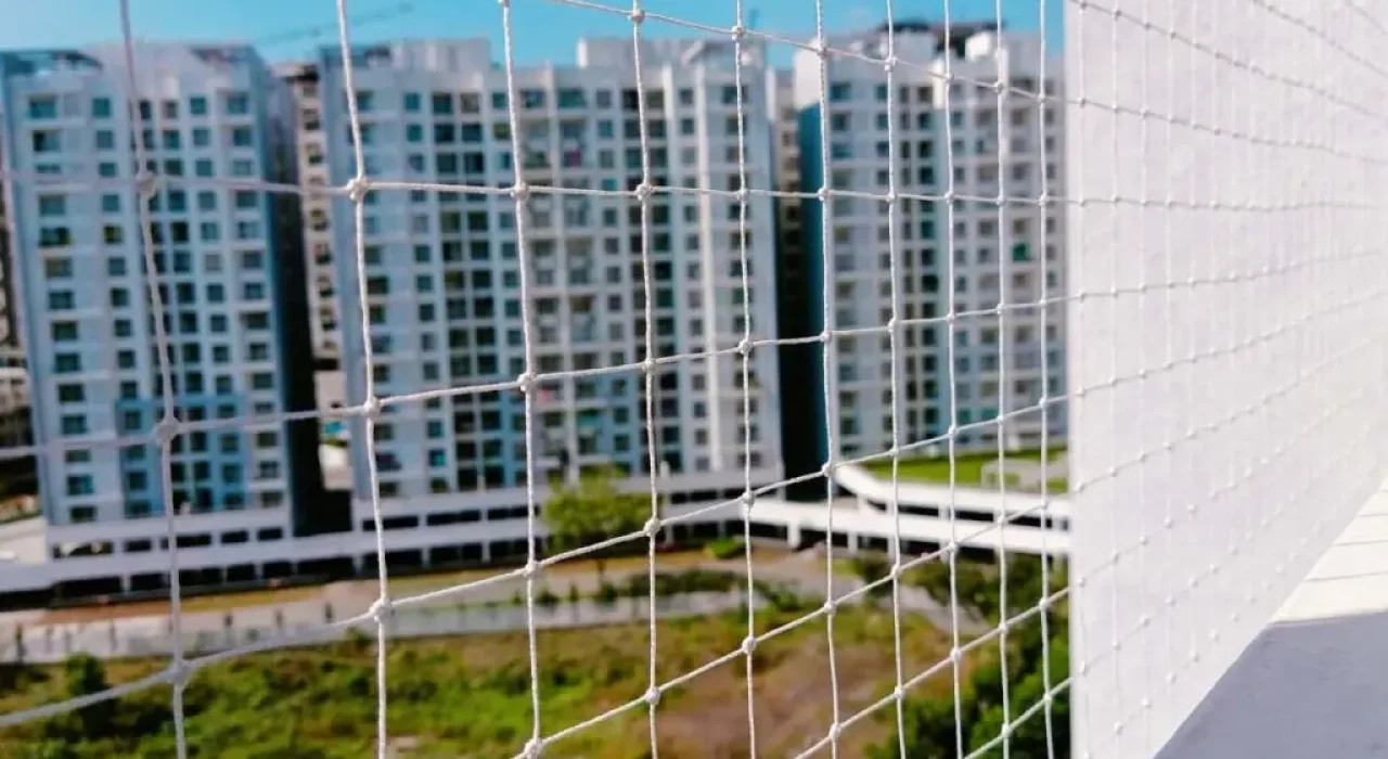 Pigeon Net in Kolkata | Balcony Bird Net Installation Services